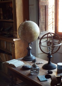 bibliotheque-planisfere-montpoupon