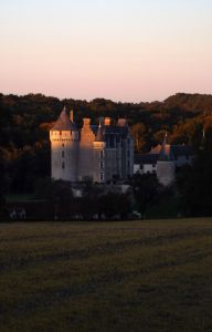 Photo du Château de Montpoupon au coucher de soleil