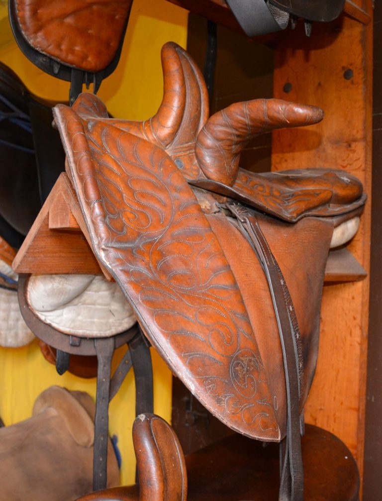 Selle équitation cuir 17,5 cheval - 500 marron FOUGANZA